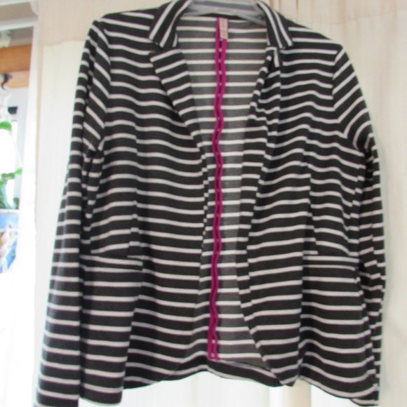 Xhilaration Striped Blazer Size XXL - Picture 2 of 6